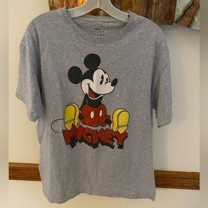 Walt Disney Mickey Mouse T-shirt Large